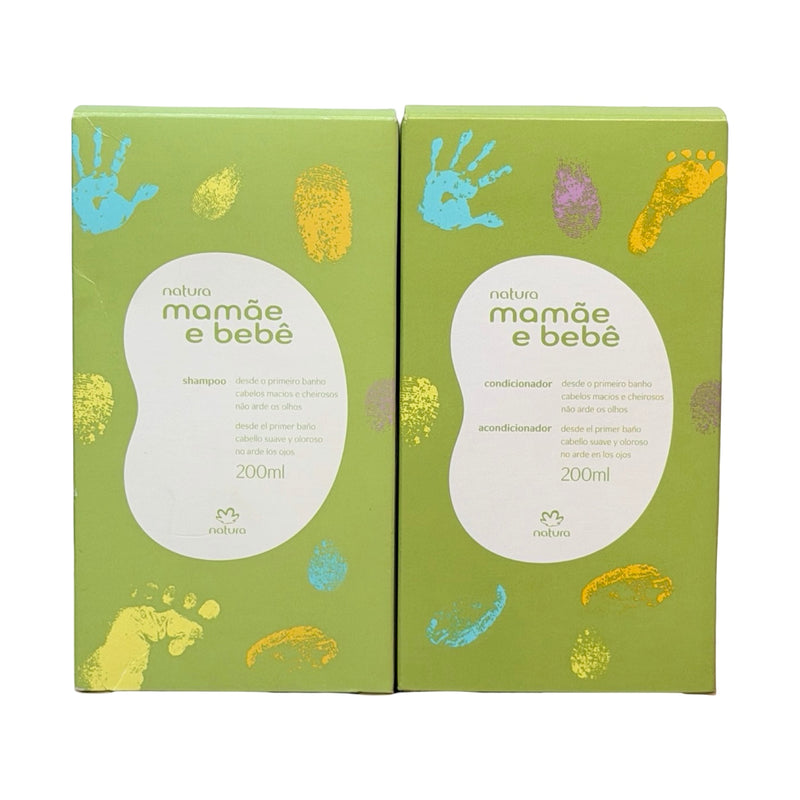 Caixas do shampoo e do condicionador Natura Mamãe e Bebê de 200ml lado a lado